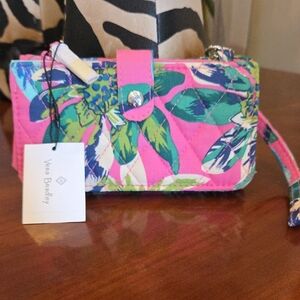 Vera Bradley Smartphone Wristlet